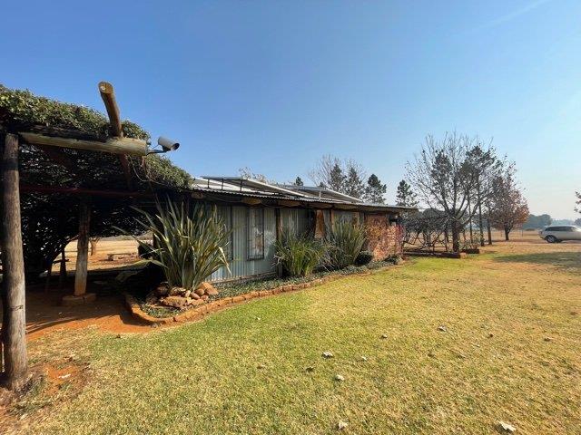 6 Bedroom Property for Sale in Potchefstroom Rural North West